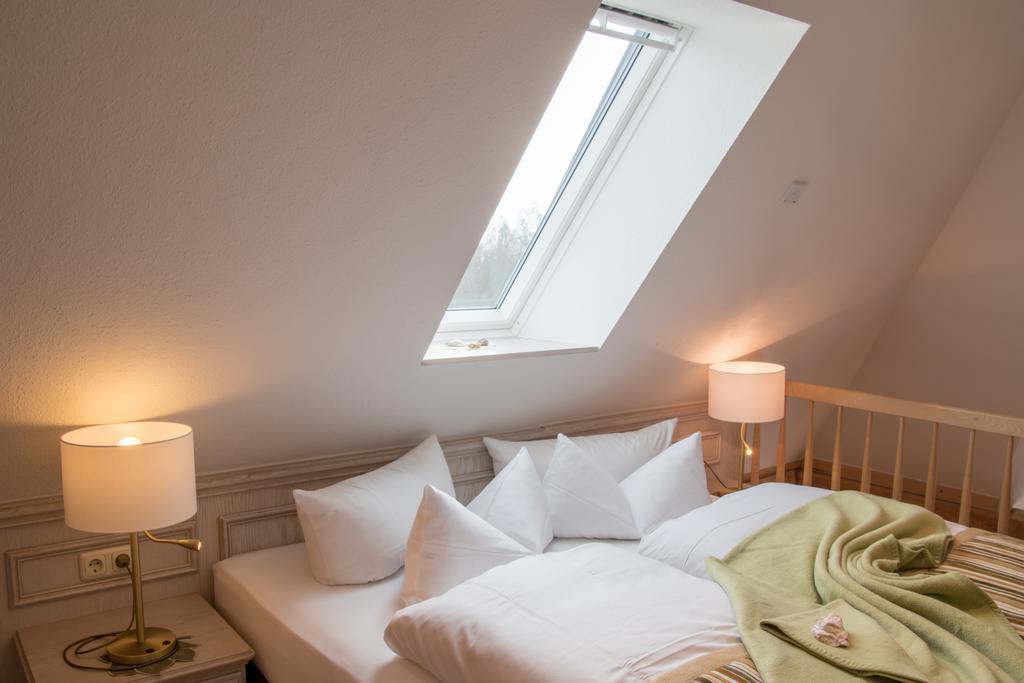 Romantik Hotel Fischerwiege Ahrenshoop Exteriör bild