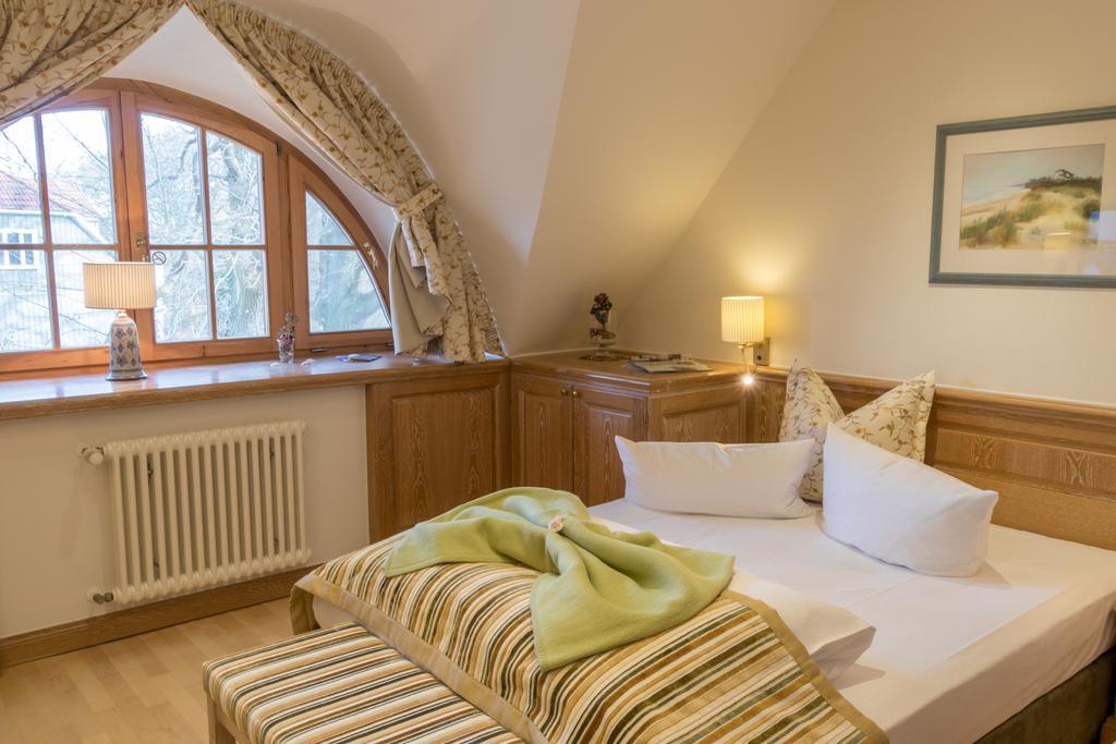 Romantik Hotel Fischerwiege Ahrenshoop Exteriör bild