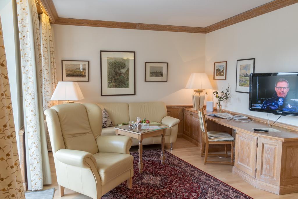 Romantik Hotel Fischerwiege Ahrenshoop Exteriör bild