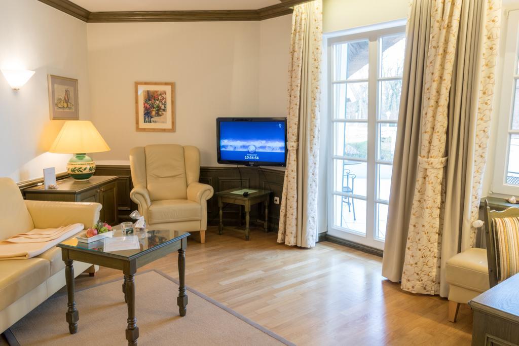 Romantik Hotel Fischerwiege Ahrenshoop Exteriör bild