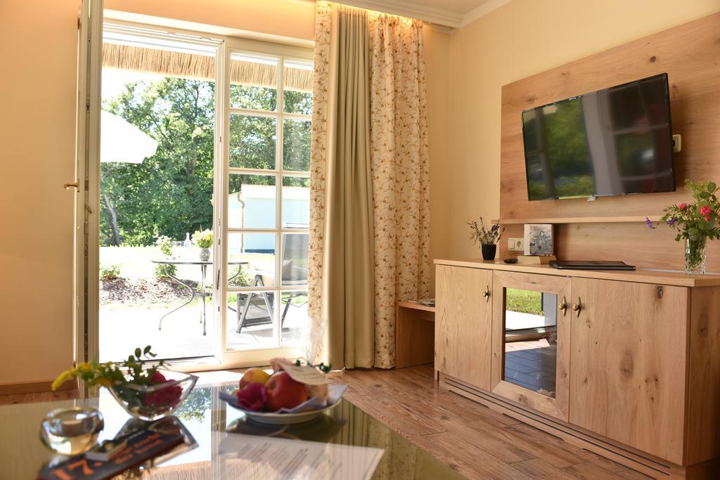 Romantik Hotel Fischerwiege Ahrenshoop Exteriör bild
